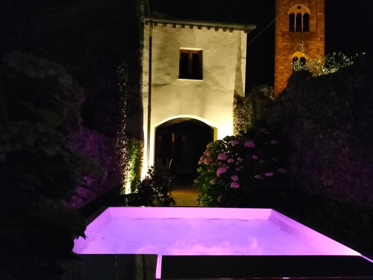 Badia Giulia Prestigious Historical B&B, Camaiore - Adults Only - No Pets Екстер'єр фото