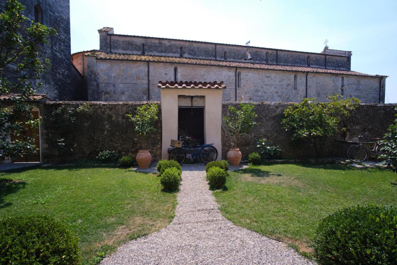 Badia Giulia Prestigious Historical B&B, Camaiore Adults Only - Pets Free Екстер'єр фото