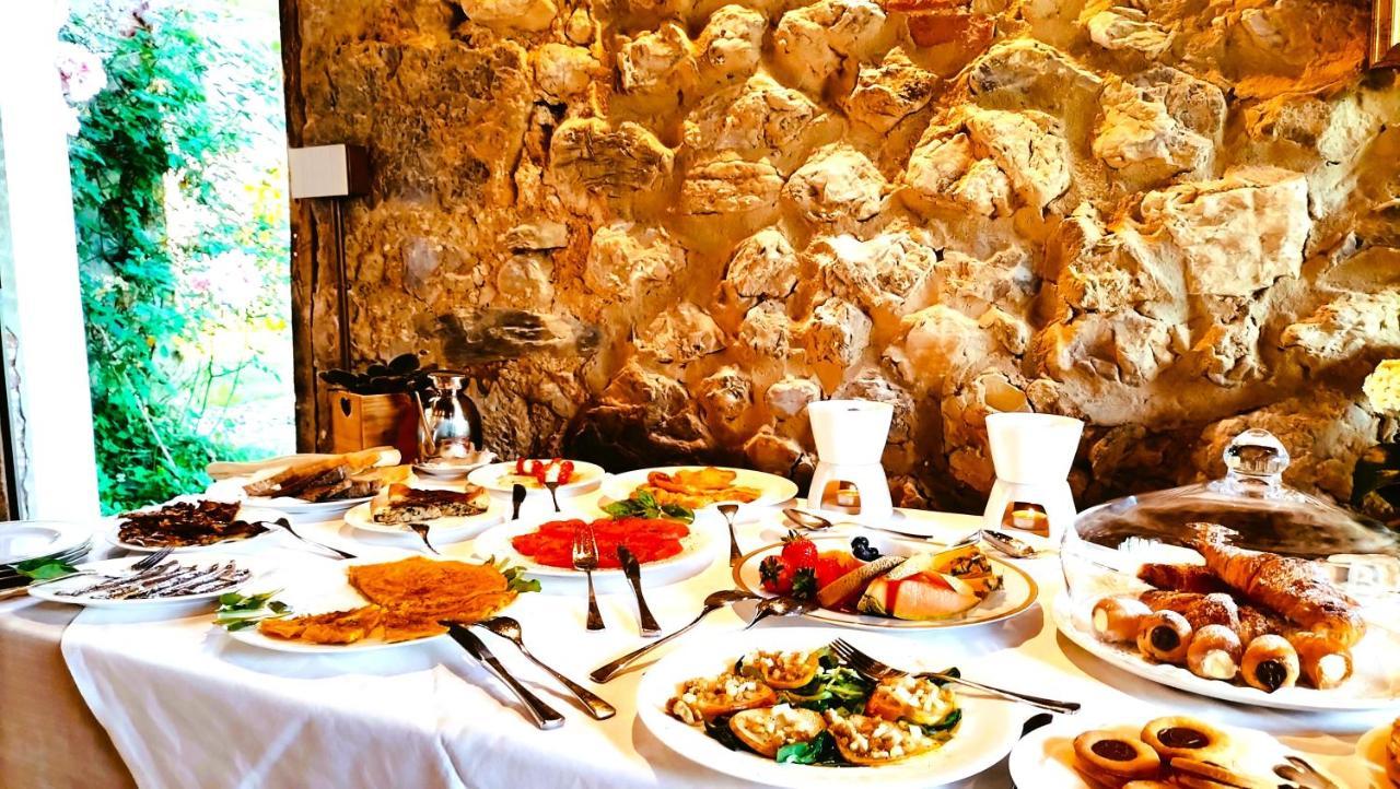 Badia Giulia Prestigious Historical B&B, Camaiore - Adults Only - No Pets Екстер'єр фото