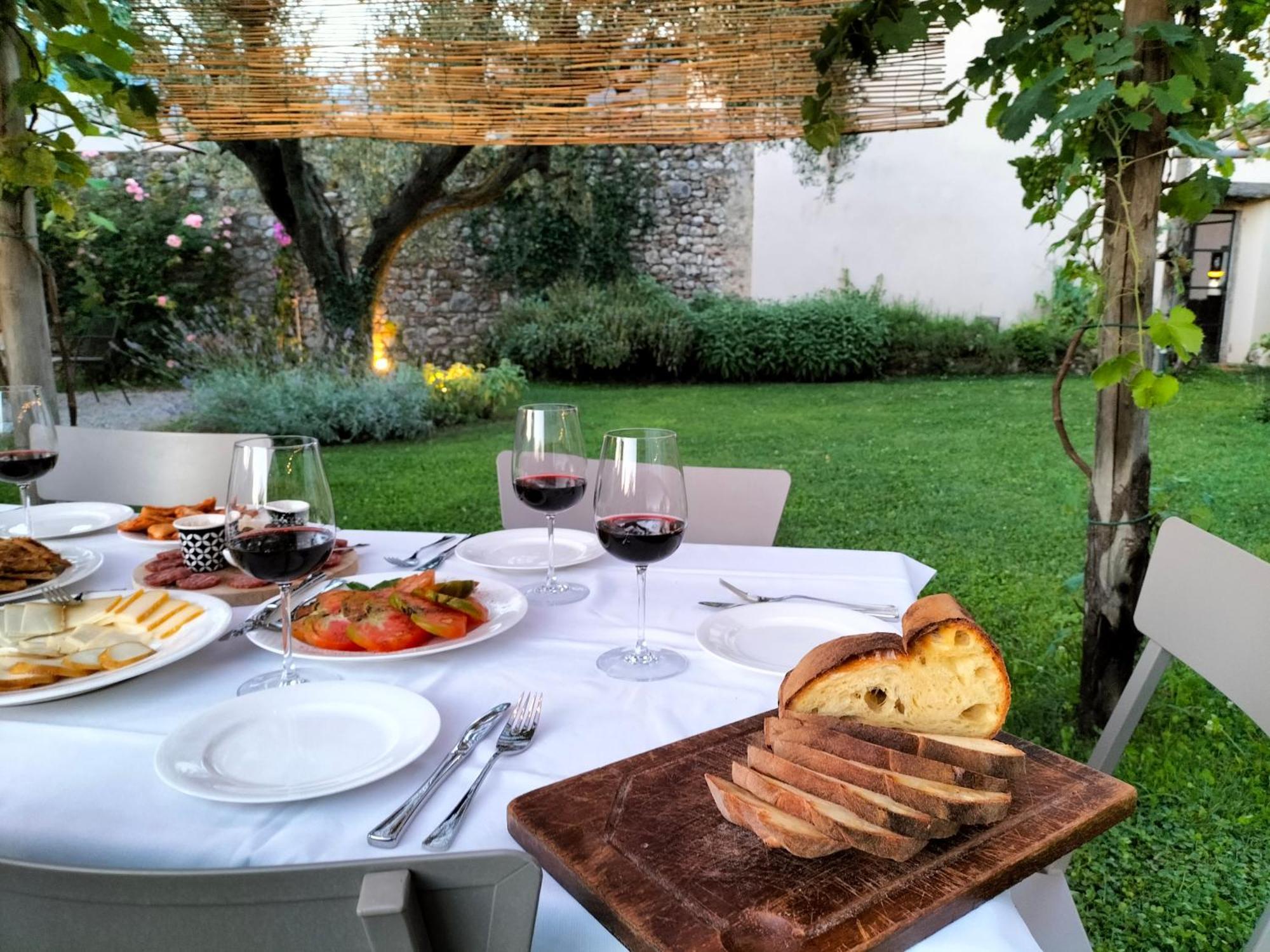 Badia Giulia Prestigious Historical B&B, Camaiore - Adults Only - No Pets Екстер'єр фото